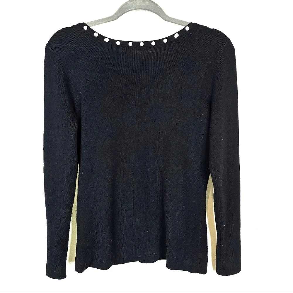 Acorn Long-sleeved Sweater